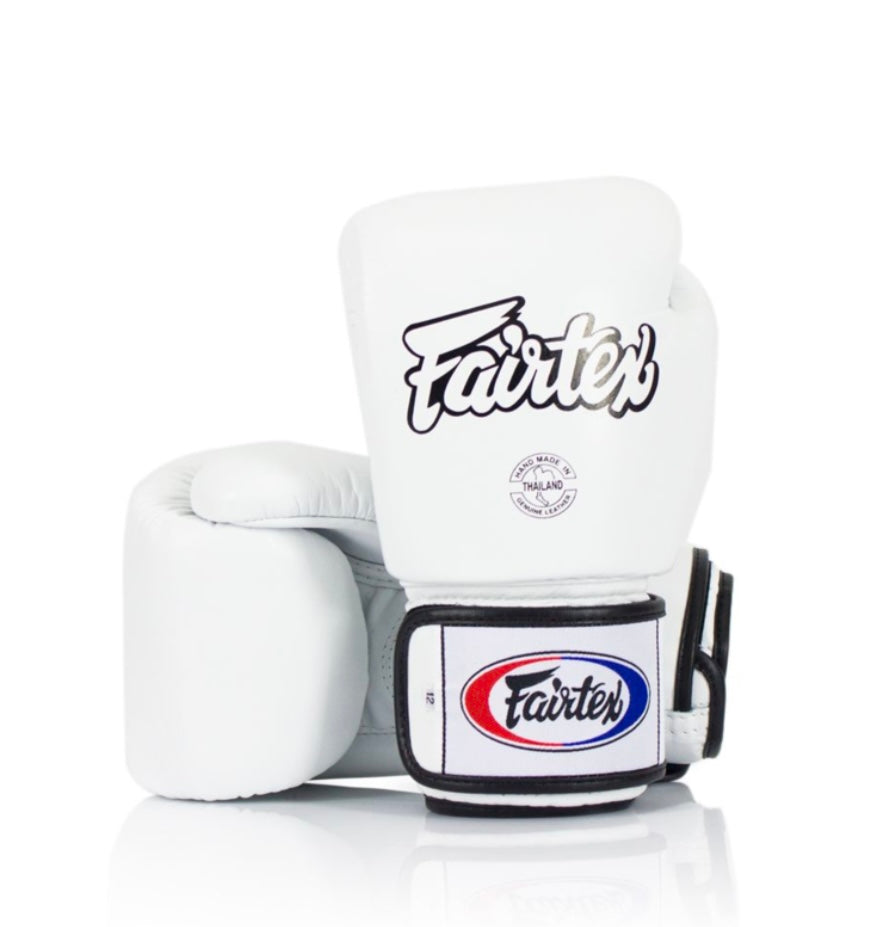 Fairtex BGV1 Universal Bokshandschoenen - "Tight-Fit" Design - Wit